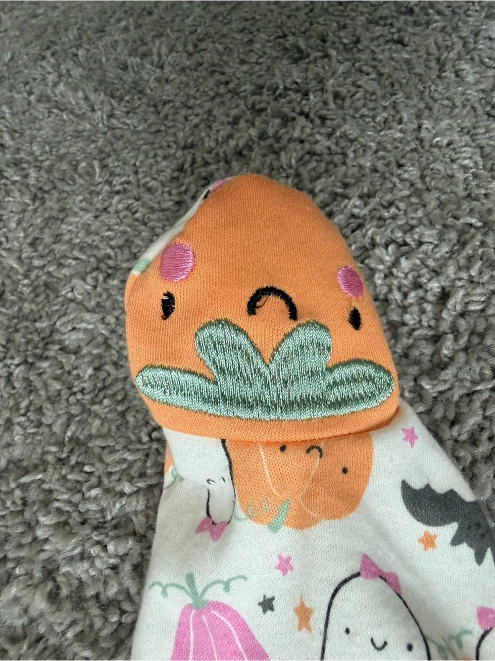 Holiday Ghost & Pumpkin Zip-Front Footed Pajama - White with Orange & Pink